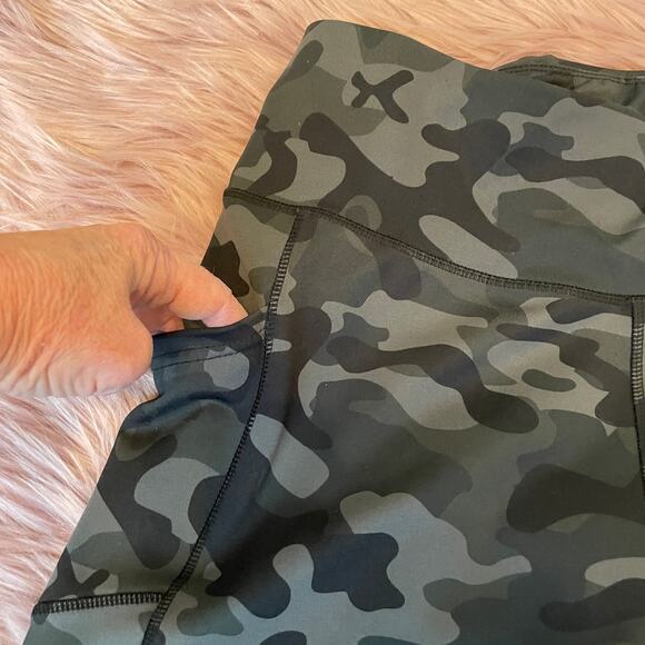 Lildy Sport Camo High Waisted Pocket Leggings - Picture 6 of 14